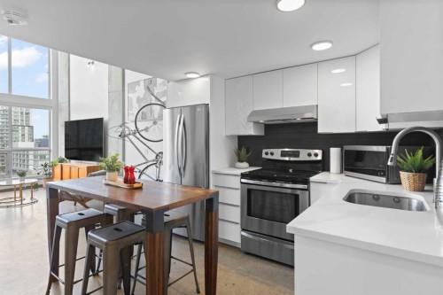 510-535 8 Avenue Se, Calgary, AB - Indoor Photo Showing Kitchen With Stainless Steel Kitchen
