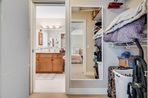 3 Royal Oak Plaza Nw, Calgary, AB - Indoor Photo Showing Other Room