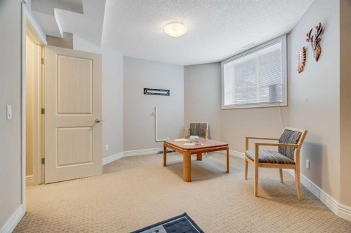 3 Royal Oak Plaza Nw, Calgary, AB - Indoor Photo Showing Other Room