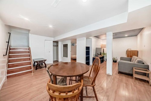31 Castleglen Crescent Ne, Calgary, AB - Indoor Photo Showing Dining Room