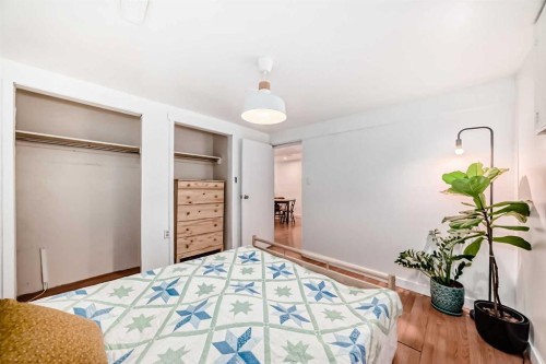 31 Castleglen Crescent Ne, Calgary, AB - Indoor Photo Showing Bedroom