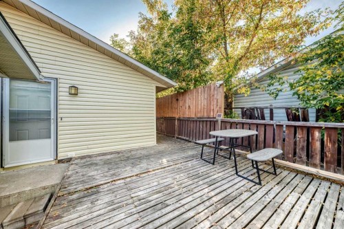 31 Castleglen Crescent Ne, Calgary, AB - Outdoor With Deck Patio Veranda With Exterior