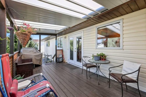 40 Green Meadow Drive, Strathmore, AB - Outdoor With Deck Patio Veranda With Exterior