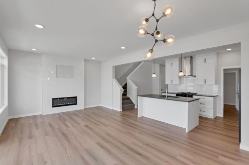 72 Lewiston Drive Ne, Calgary, AB - Indoor Photo Showing Kitchen