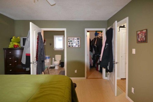 660 1 Avenue, Irricana, AB - Indoor