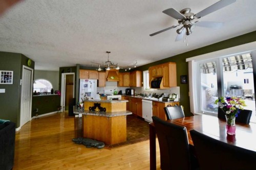 660 1 Avenue, Irricana, AB - Indoor