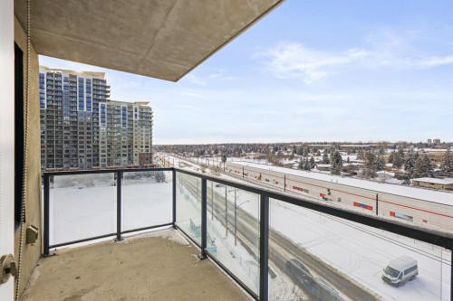720-8710 Horton Road Sw, Calgary, AB - Outdoor With View With Exterior