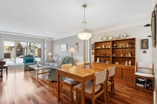 201-132 Straddock Crescent Sw, Calgary, AB - Indoor