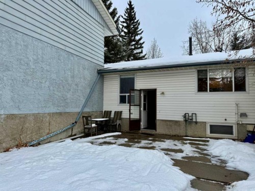 439 Ranchview Court Nw, Calgary, AB - Outdoor