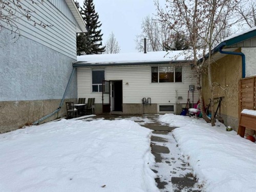 439 Ranchview Court Nw, Calgary, AB - Outdoor