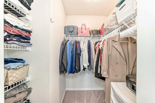 185 Legacy Crescent Se, Calgary, AB - Indoor With Storage
