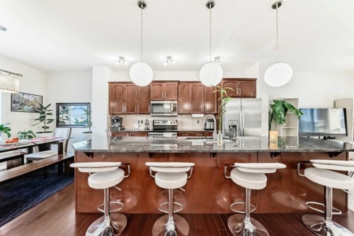 185 Legacy Crescent Se, Calgary, AB - Indoor Photo Showing Kitchen With Upgraded Kitchen