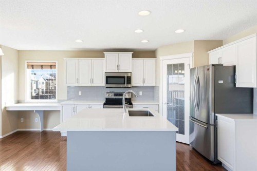 202 Panamount Court Nw, Calgary, AB - Indoor Photo Showing Kitchen
