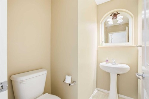 202 Panamount Court Nw, Calgary, AB - Indoor Photo Showing Bathroom