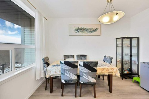 117 South Point Sw, Airdrie, AB - Indoor Photo Showing Dining Room