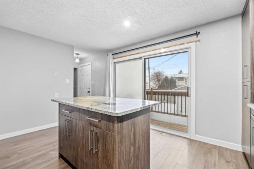 263 Doverview Crescent Se, Calgary, AB - Indoor Photo Showing Other Room