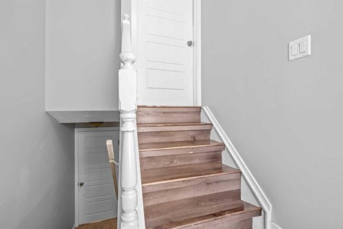 263 Doverview Crescent Se, Calgary, AB - Indoor Photo Showing Other Room