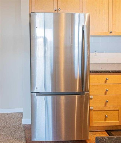 2414-333 Taravista Drive Ne, Calgary, AB - Indoor Photo Showing Kitchen