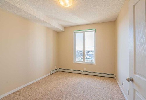 2414-333 Taravista Drive Ne, Calgary, AB - Indoor Photo Showing Other Room