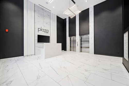 206-8375 Broadcast Avenue Sw, Calgary, AB - Indoor Photo Showing Other Room