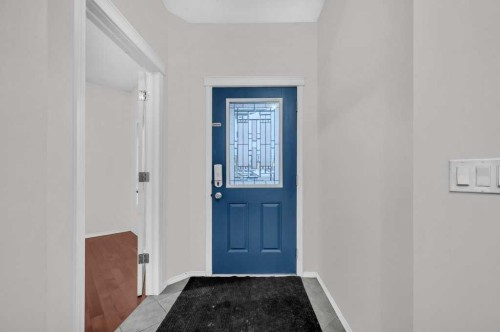 1174 Kingston Crescent Se, Airdrie, AB - Indoor Photo Showing Other Room