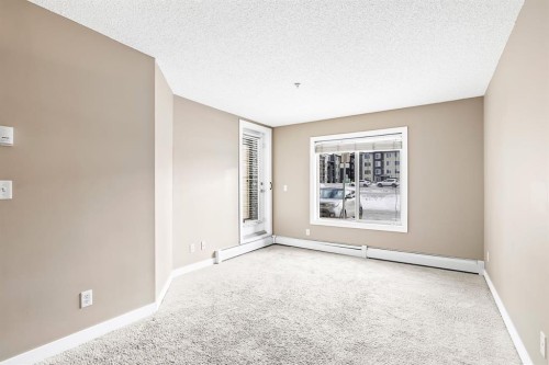 3108-625 Glenbow Drive, Cochrane, AB - Indoor Photo Showing Other Room