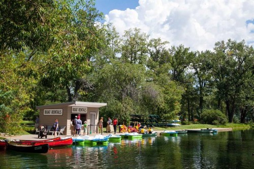 6416 34 Avenue Nw, Calgary, AB - Outdoor With Body Of Water