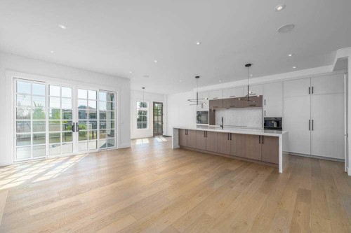 2504 19A Street Sw, Calgary, AB - Indoor