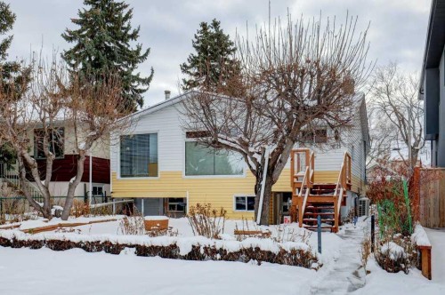 221 31 Avenue Ne, Calgary, AB - Outdoor
