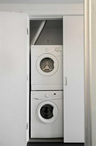 1506-1500 7 Street Sw, Calgary, AB - Indoor Photo Showing Laundry Room