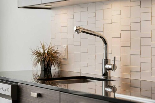 1506-1500 7 Street Sw, Calgary, AB - Indoor Photo Showing Kitchen