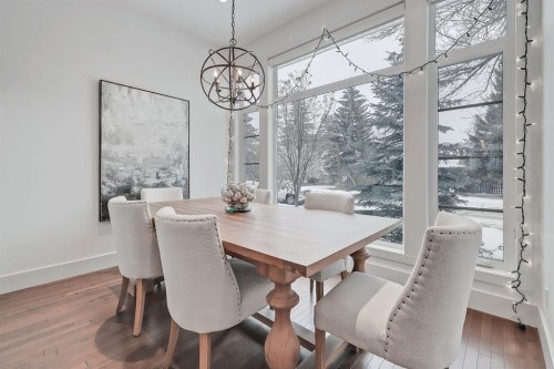 1229 Regal Crescent Ne, Calgary, AB - Indoor Photo Showing Dining Room