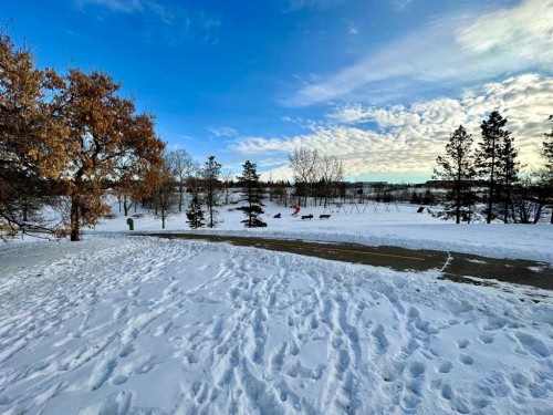 1229 Regal Crescent Ne, Calgary, AB - Outdoor With View