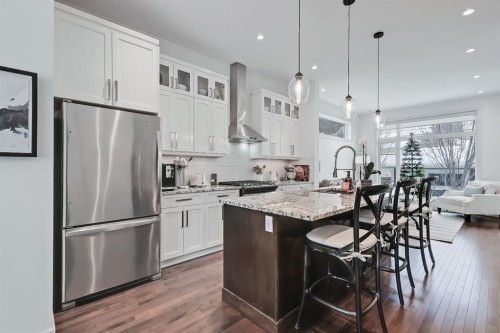 1229 Regal Crescent Ne, Calgary, AB - Indoor Photo Showing Kitchen With Stainless Steel Kitchen With Upgraded Kitchen