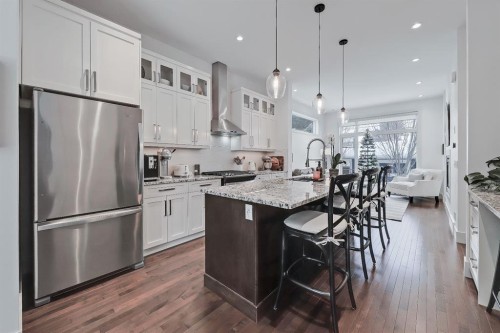 1229 Regal Crescent Ne, Calgary, AB - Indoor Photo Showing Kitchen With Stainless Steel Kitchen With Upgraded Kitchen