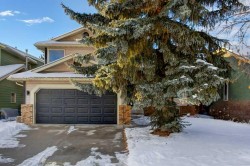 87 Sun Harbour Close SE Calgary, AB T2X 3C4