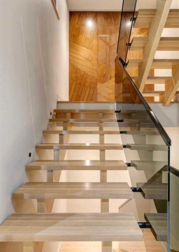 4116 Crestview Road Sw, Calgary, AB - Indoor Photo Showing Other Room