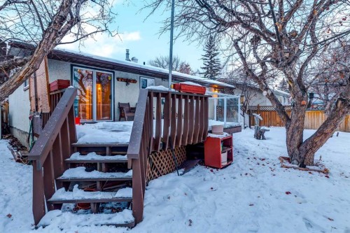 7404 Farrell Road Se, Calgary, AB - Outdoor