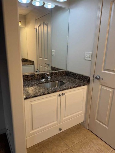 2003-683 10 Street Sw, Calgary, AB - Indoor