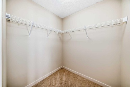 6 Evanspark Manor Nw, Calgary, AB - Indoor With Storage