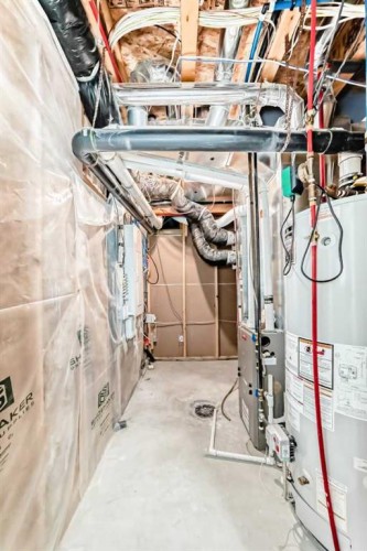 6 Evanspark Manor Nw, Calgary, AB - Indoor Photo Showing Basement