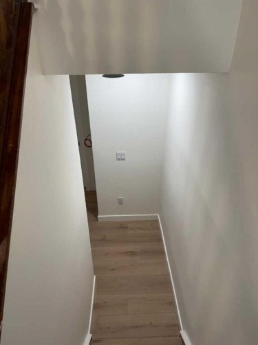 387 Templeview Drive Ne, Calgary, AB - Indoor Photo Showing Other Room