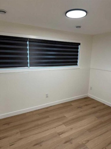 387 Templeview Drive Ne, Calgary, AB - Indoor Photo Showing Other Room