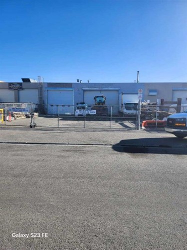 B-4224 16 Street Se, Calgary, AB 