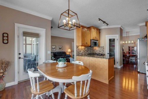 8 Bridle Estates Road Sw, Calgary, AB - Indoor Photo Showing Dining Room
