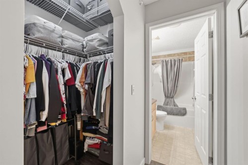 4311-70 Panamount Drive Nw, Calgary, AB - Indoor With Storage