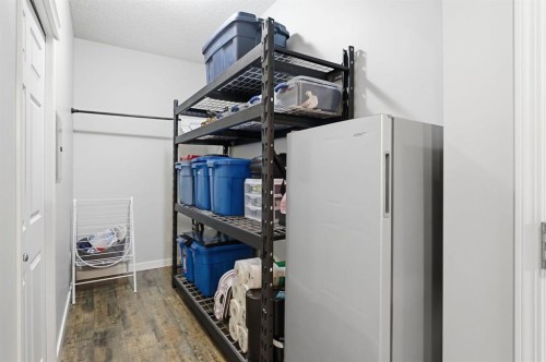 4311-70 Panamount Drive Nw, Calgary, AB - Indoor