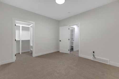 2518 20 Street Sw, Calgary, AB - Indoor Photo Showing Other Room