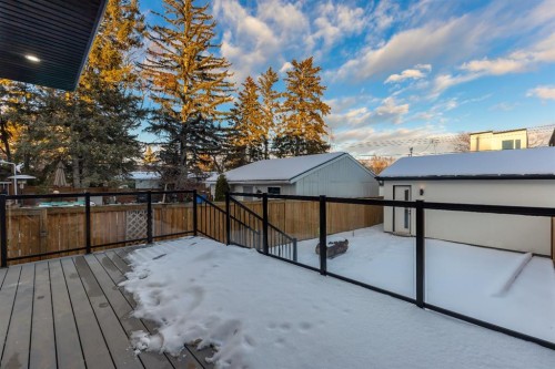 2518 20 Street Sw, Calgary, AB - Outdoor
