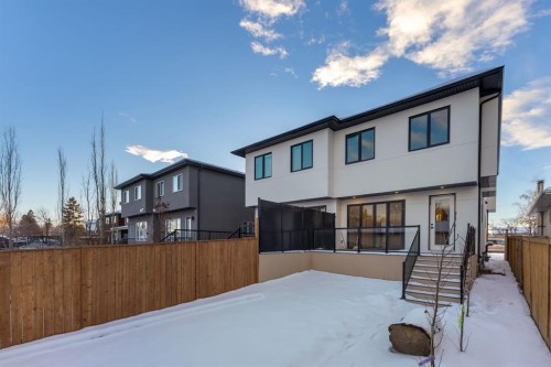 2518 20 Street Sw, Calgary, AB - Outdoor